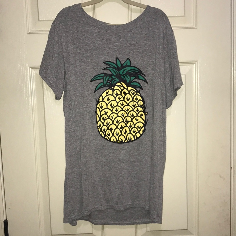 Women’s pineapple top